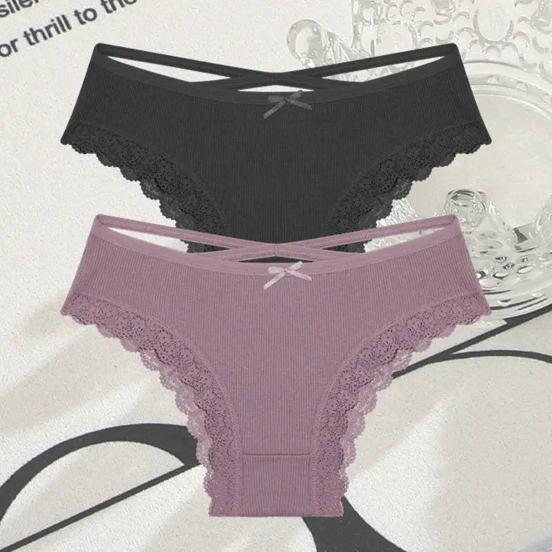 2-pack Simples Market cotton panties for women, lace-trimmed low-rise Brazilian briefs in black and lavender