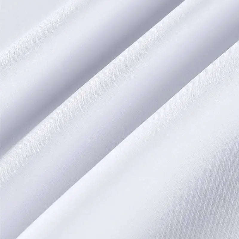 Men's white short-sleeve shirt by Simples Market, solid color fabric close-up