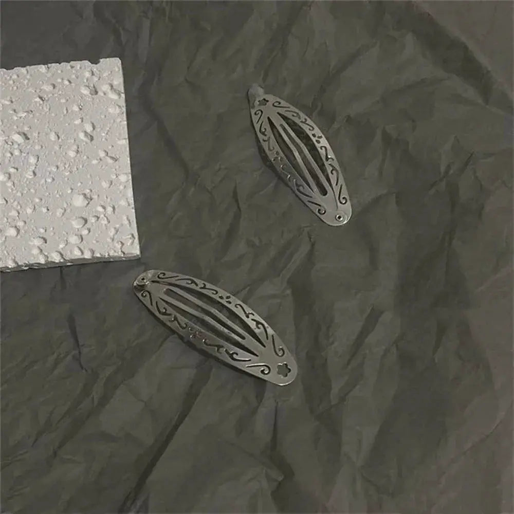 GlamEdge Y2K Style Metal Hair Clips Set 4 Durable Alloy For Everyday Edge Styling