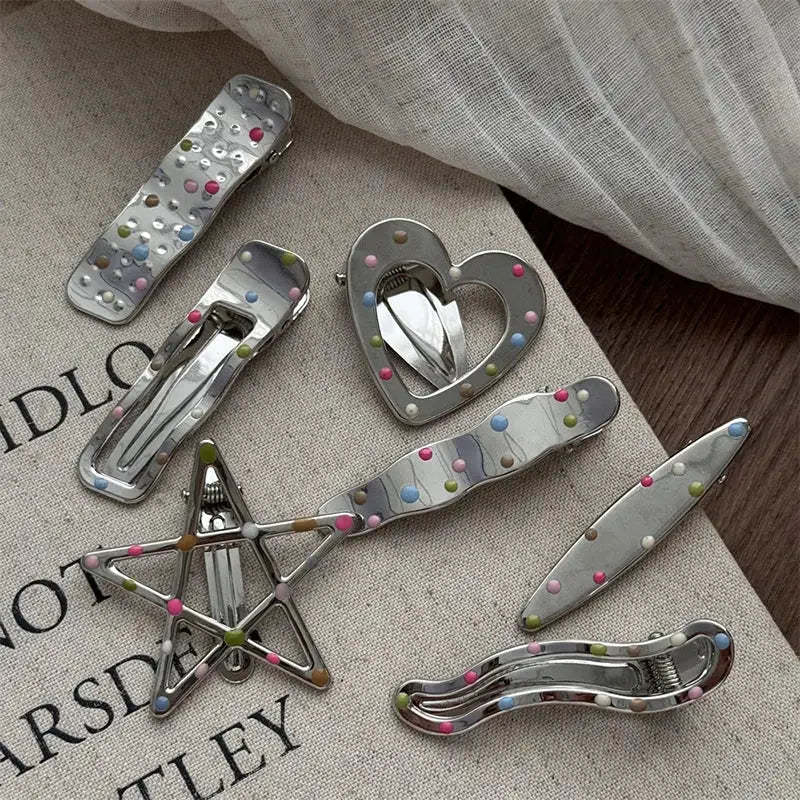 Silvery Y2K Metal Duckbill Hair Clip For Side Bangs And Everyday Glamour Retro Inspired Fashion Accessory For Women
