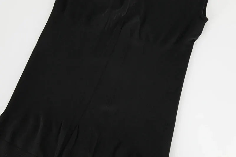 Compression shirt for men by Simples Market, black tummy-control shapewear