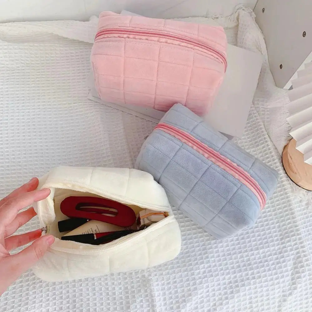 VelvetNest Plush Makeup Bag Soft Velvet Material Barrel Shaped Portable Travel Cosmetic Storage Organizer