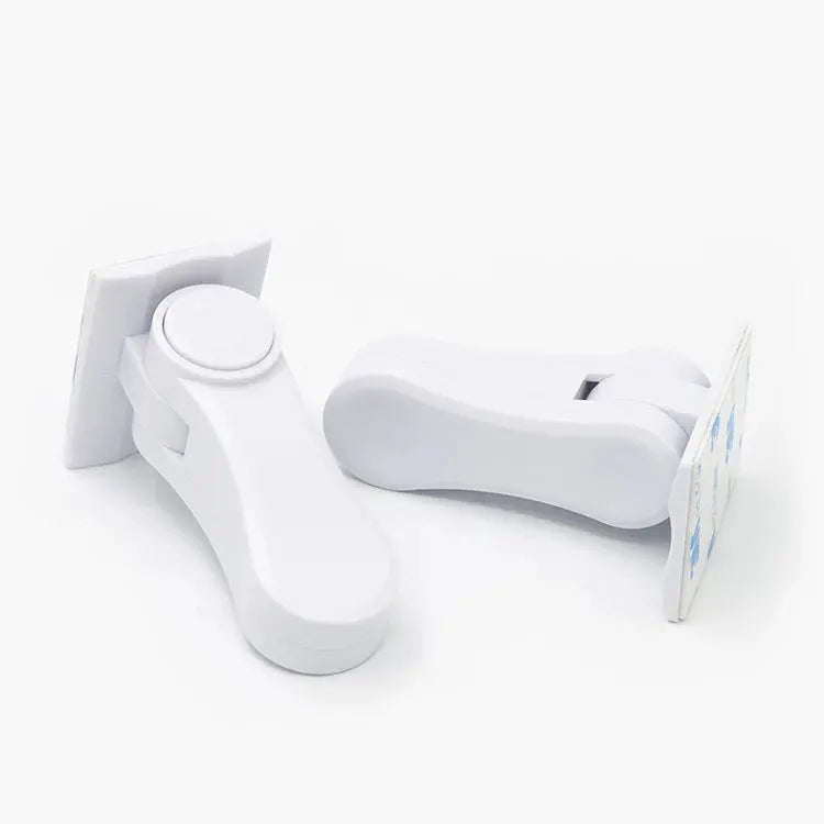 Door lever safety locks by Simples Market, two white adhesive-mount units, childproof