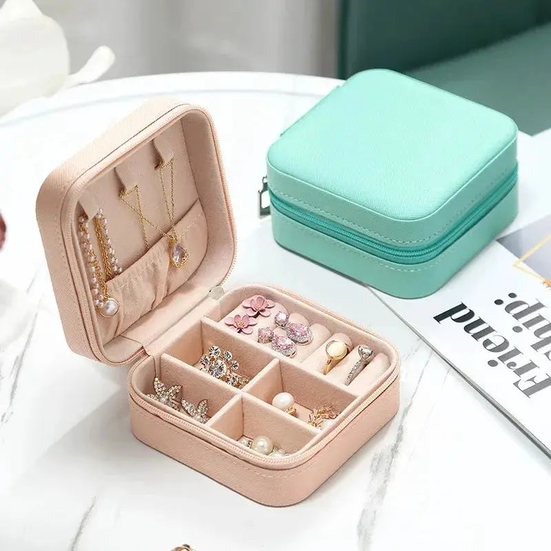 Portable Mini PU Leather Jewelry Box Velvet Lined Travel Case For Rings Earrings Necklaces Organizer