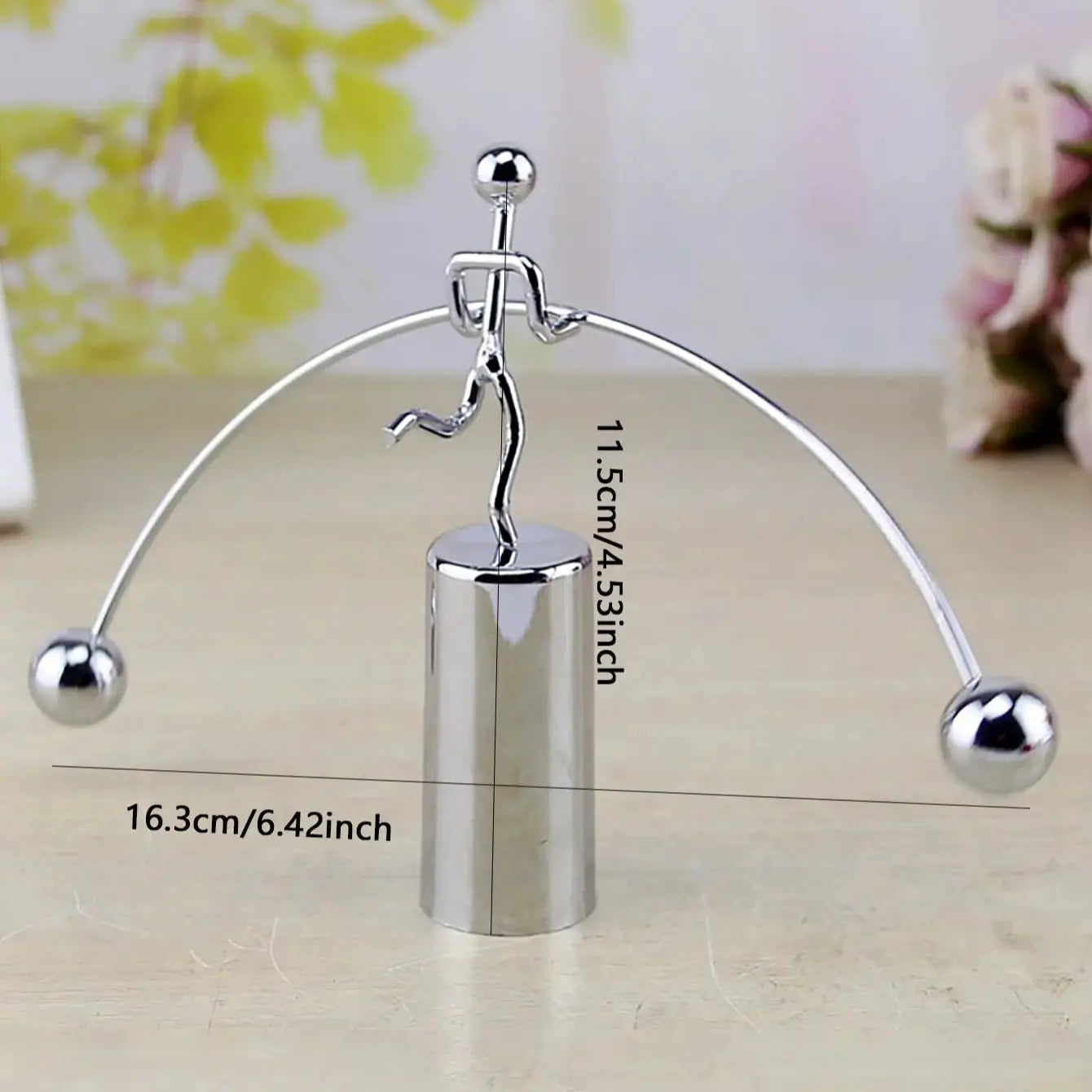 Creative Balance Ball Swing Ornament Metal Desk Decor With Small Man Figure Kinetic Art Weightlifting Theme