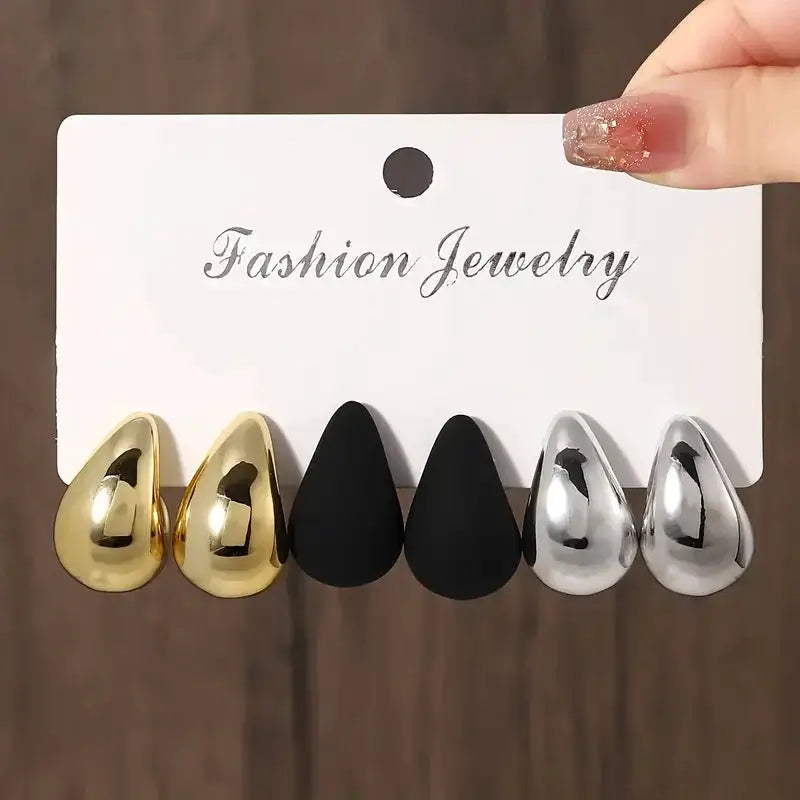 Vintage teardrop stud earring set in gold, black, silver; 6-piece lightweight fashion jewelry by Simples Market