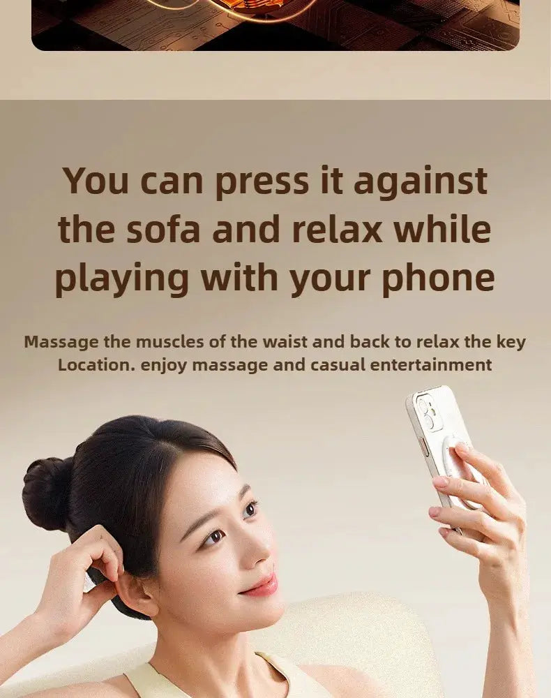 Simples Market massage gun ad: woman on a sofa taking a selfie against a beige backdrop