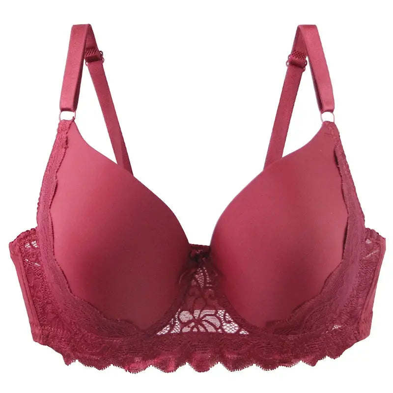 Push-up bra in red with satin cups and lace trim, adjustable straps