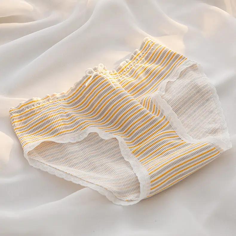 M-XL women's cotton underwear, mid-waist briefs with yellow stripes and white lace trim