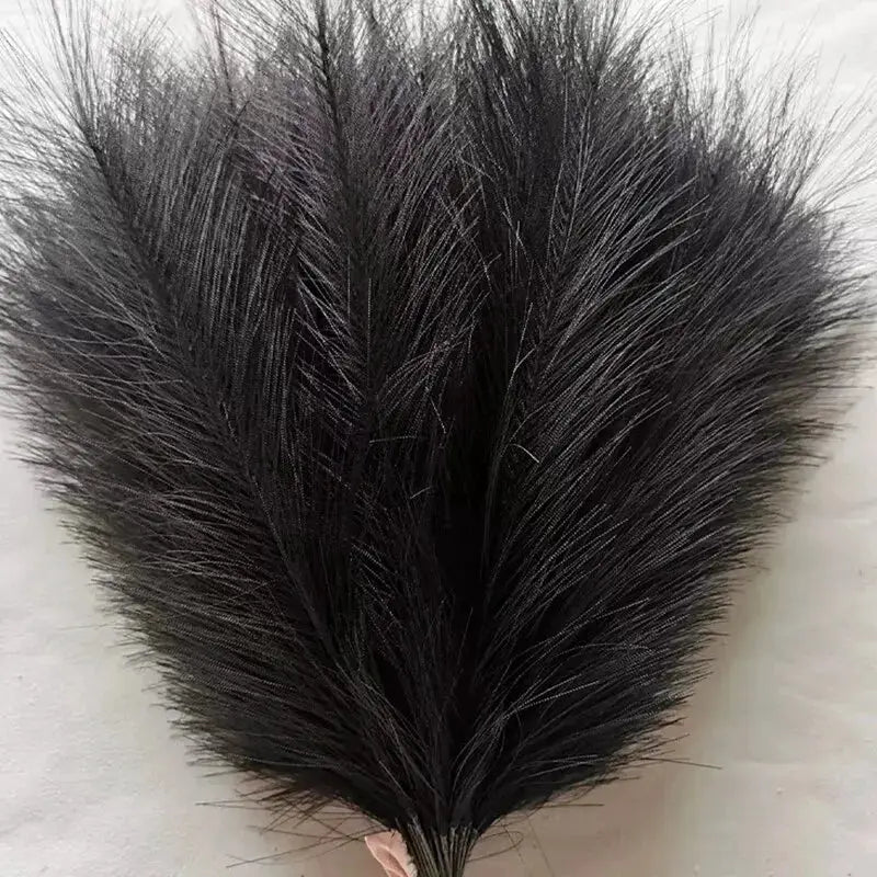 Five Pieces 42cm Artificial Pampas Grass Plumes For Wedding Props And Boho Home Decoration