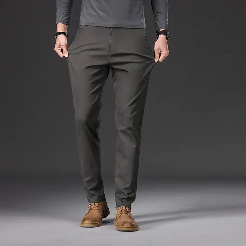 Simples Market men's casual pants, slim straight fit in army green, 97% cotton.