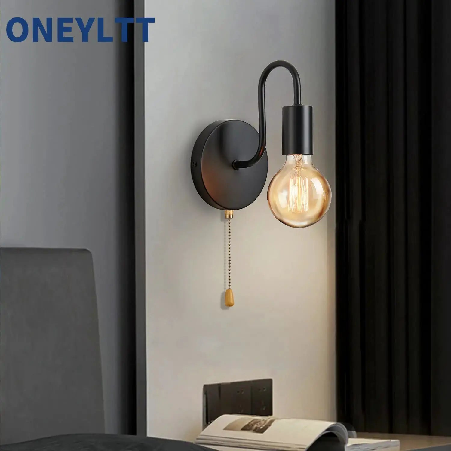 Nordic industrial wall lamp Simples Market black iron sconce with exposed Edison bulb.