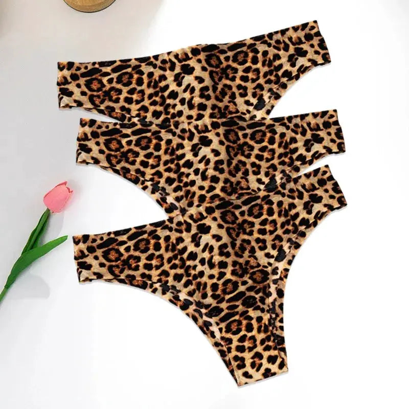 Leopard print 3-pack thong set, seamless ice silk underwear.