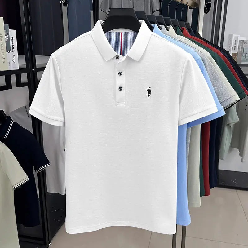 Men's white cotton polo shirt with pony embroidery; short sleeves, Simples Market.