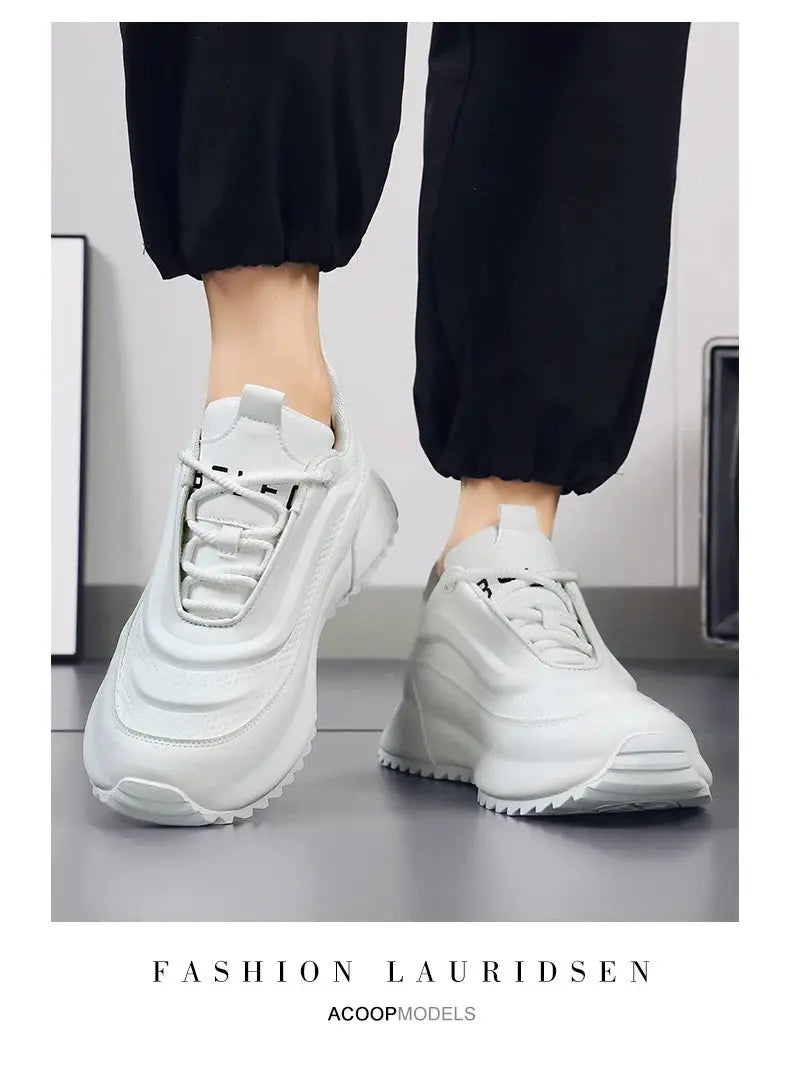 Simples Market men's white lightweight running shoes with non-slip, breathable wear-resistant design