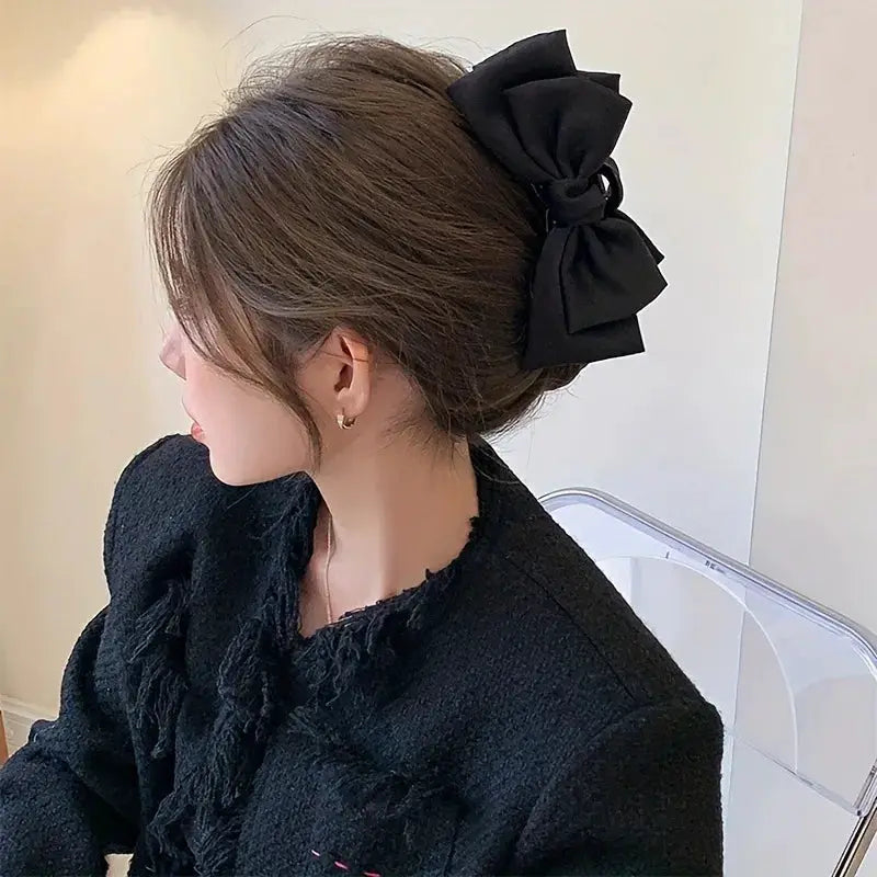 LuxeLocks Super Large Bowknot Grip Clip High End Hair Accessory For Women With Secure Hold And Fashionable Style