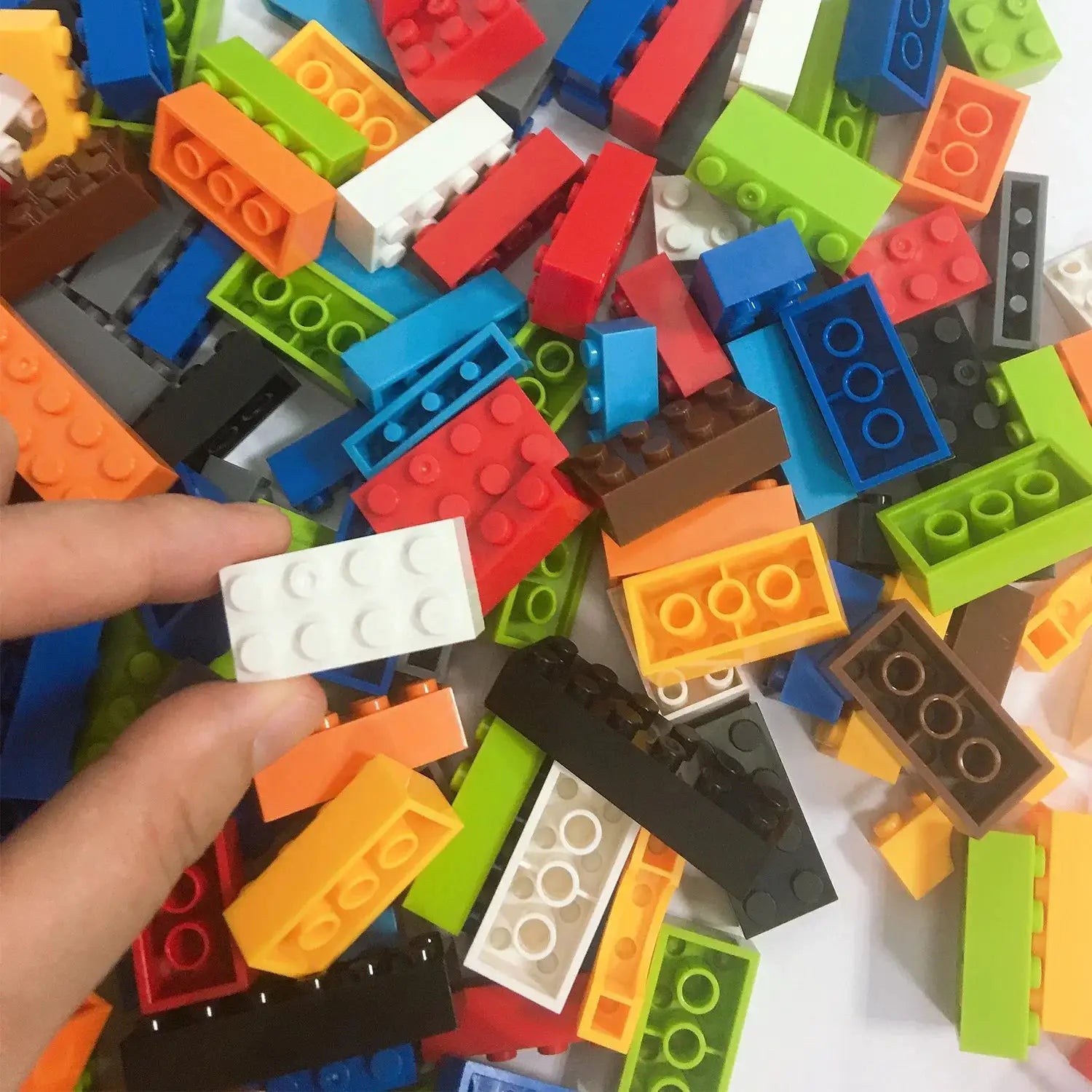 Random DIY Creative Building Blocks Bulk Set Urban Classic Set For Kids Educational Toys Birthday Gift