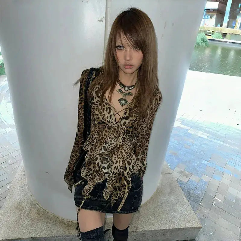 Leopard print Y2K vintage Harajuku shirt, V-neck with ruffles and irregular hem.