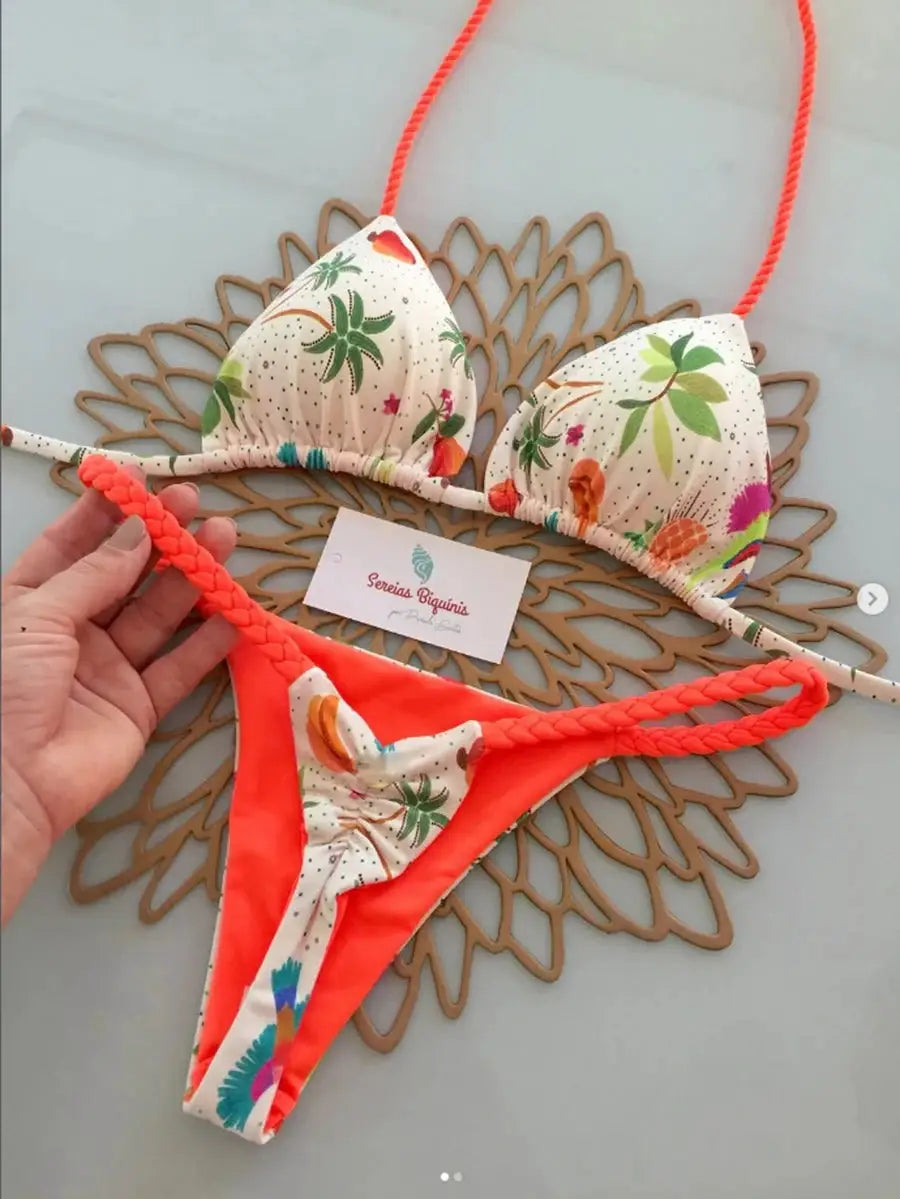 Sereias Biquínis tropical print halter bikini set with orange thong bottom and braided side straps