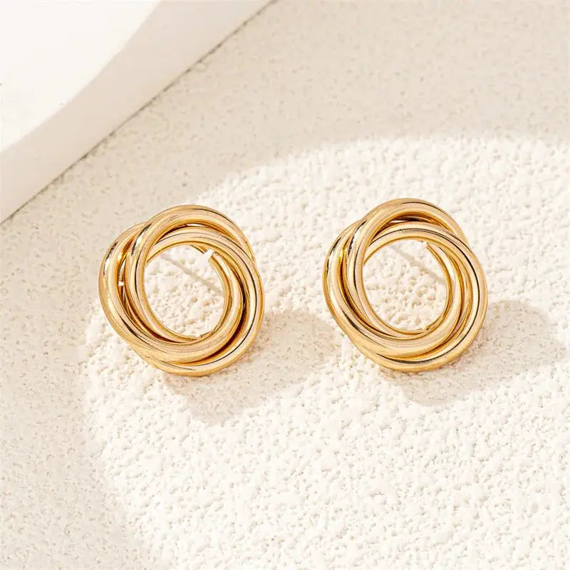 Trending Minimalist Circular Metal Stud Earrings For Women Simple Fashion Jewelry Party Wear Gift