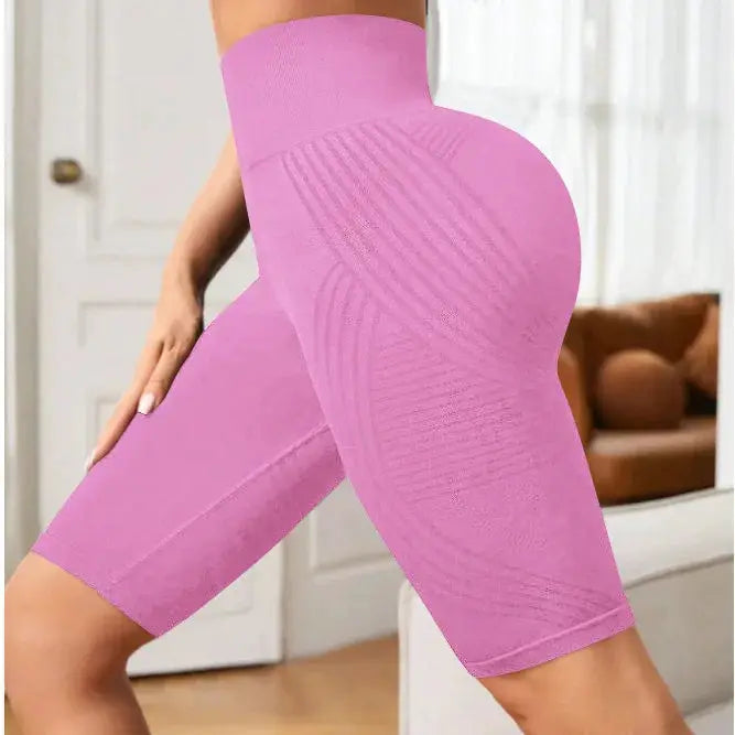 High-waisted seamless yoga shorts for women, pink knit, Simples Market hip-lift knee-length stretchy fabric