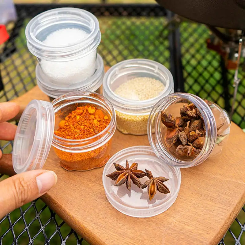 Simples Market portable camping spice kit: 5 clear containers with lids.