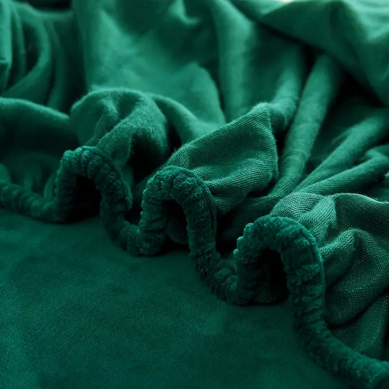 AISIRUI warm winter plush fitted sheet emerald green with elastic edge