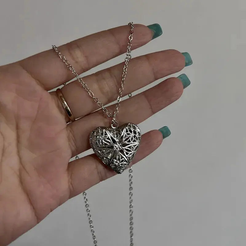 Romantic Heart Locket Pendant Openable Stainless Steel Photo Frame Necklace For Women Men Keepsake Gift