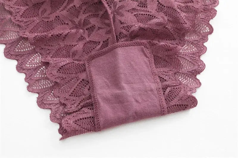 Simples Market 4-pack women's floral lace panties in purple, V-waist, breathable underpants