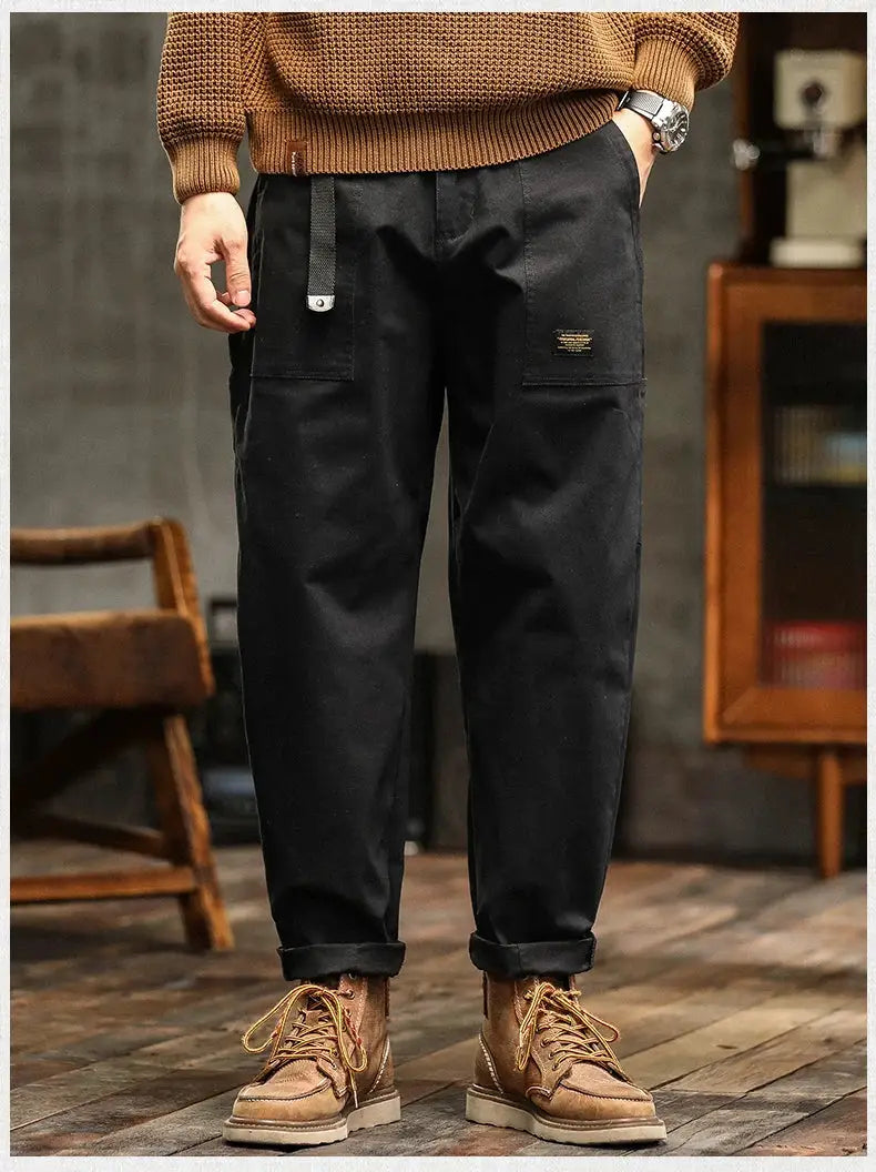 HIQOR men's black cotton cargo pants with belt and patch pockets, loose straight joggers by Simples Market
