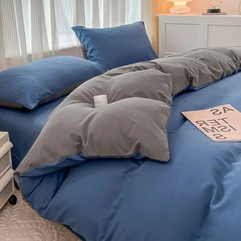 4-piece bed set by Simples Market with blue duvet cover and gray brushed-fabric quilt and pillowcases