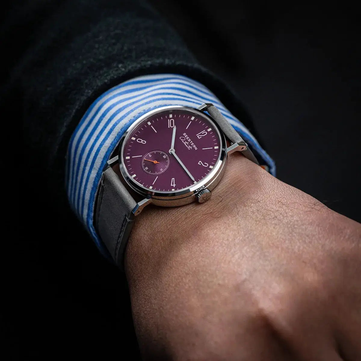 SEESTERN men's automatic wristwatch with burgundy dial, silver case and gray leather strap