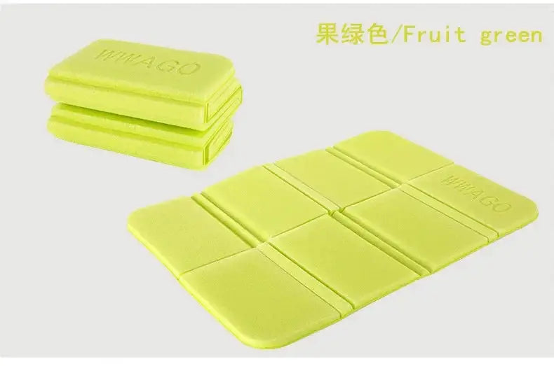 Simples Market foldable XPE foam mat, fruit green, moistureproof picnic/camping seat cushion; folded and unfolded.