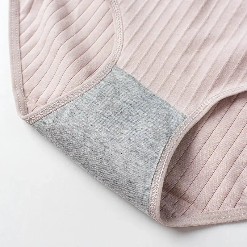Simples Market 7-piece women’s cotton ribbed mid-rise panties set in pink; breathable underwear