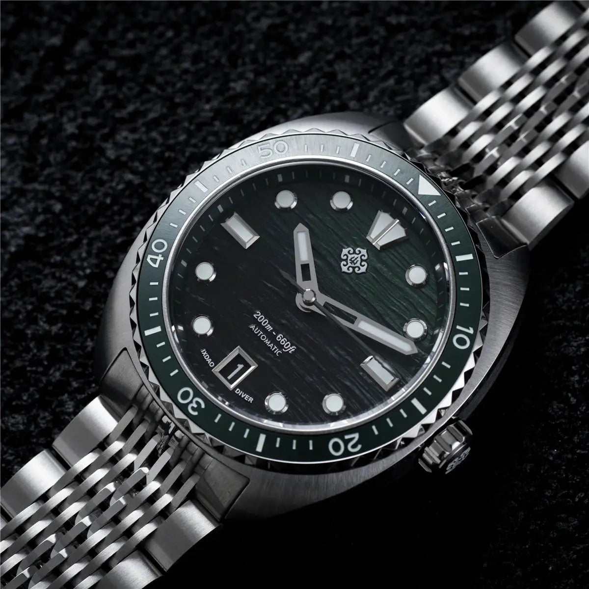 IXDAO IPOSE 2026 diving watch with green Poseidon pattern dial, automatic movement, stainless steel bracelet