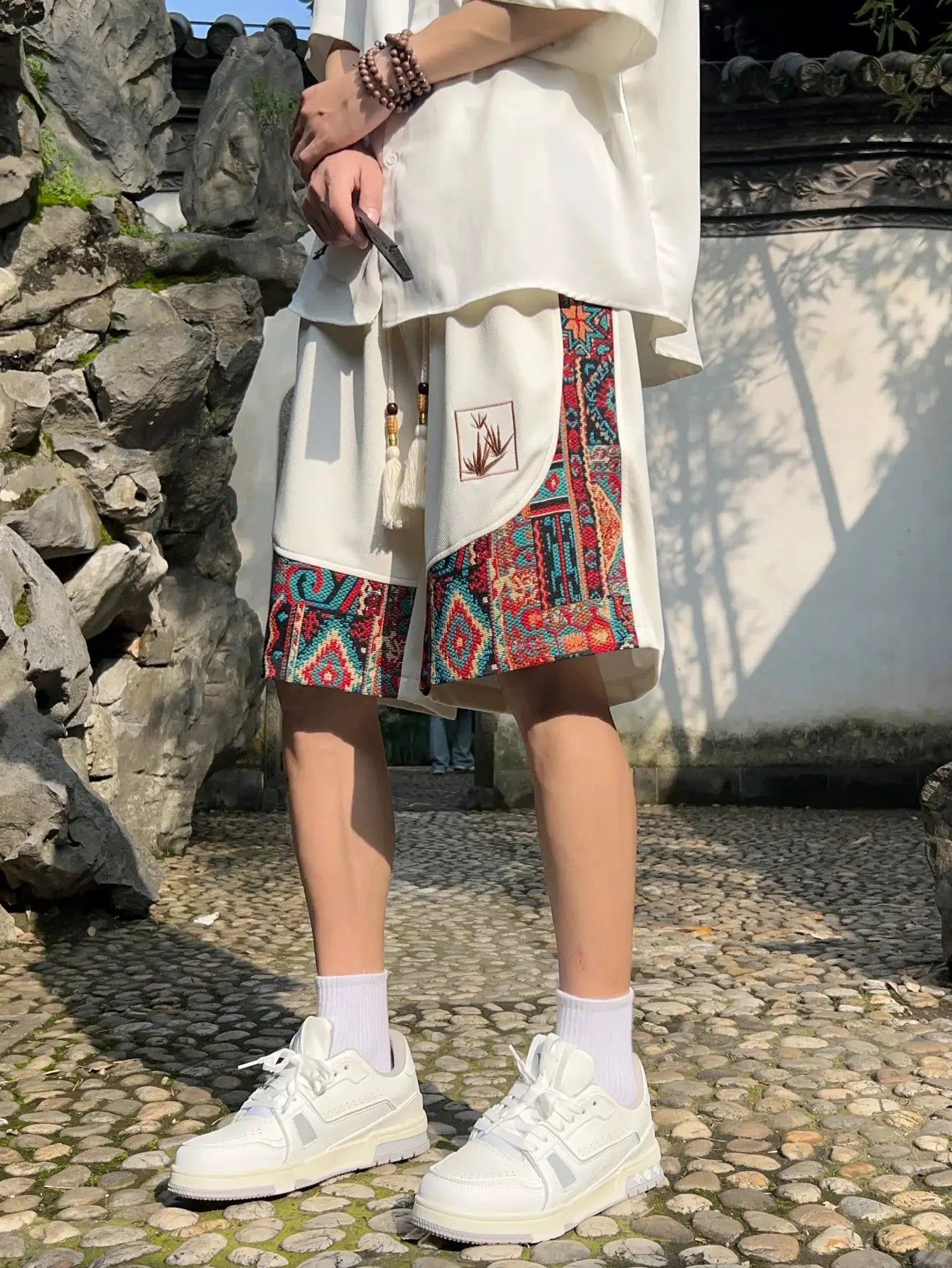 Men's ethnic embroidery shorts with pockets, cream base and multicolor patch panels