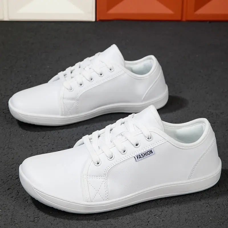 Simples Market white wide-version barefoot shoes, two lace-up sneakers