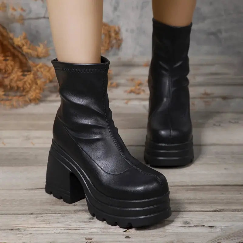VivaModa Women Short Boots Leather Square Toe Zipper High Heels Thick Sole Winter Boots