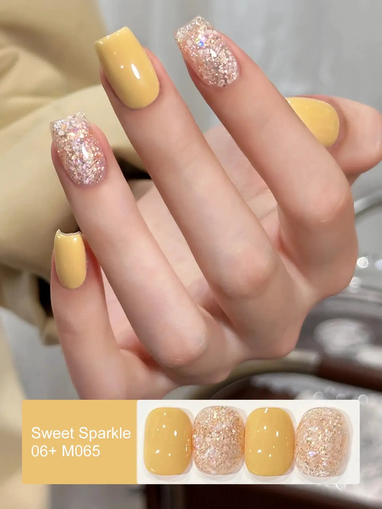 Simples Market nail art gel set with yellow solid color nails and glitter candy sequins