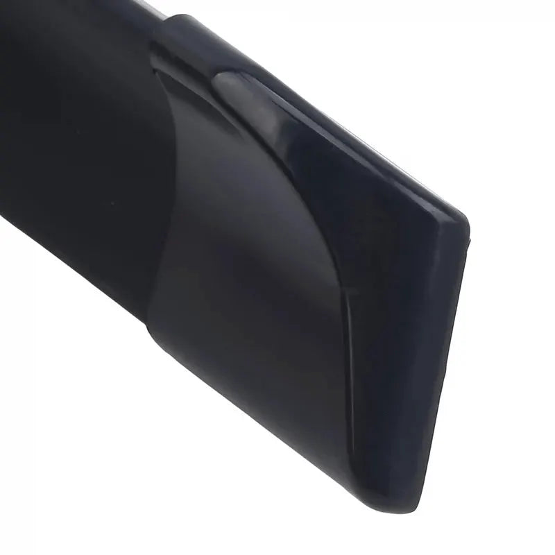 Car spoiler by Simples Market in black carbon-fiber finish, universal fit
