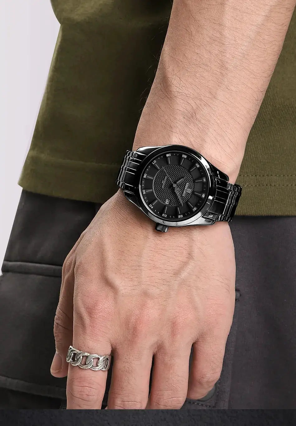NAVIFORCE men's watch with black stainless steel bracelet, black dial and date window