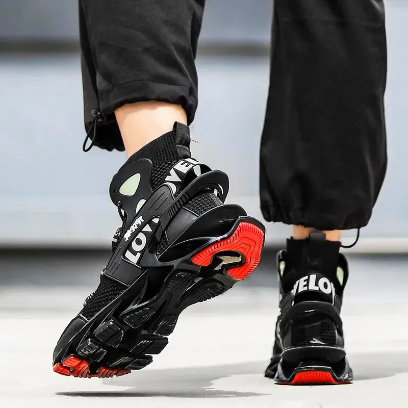 Simples Market men's running sneakers in black with red outsole accents and strap details.