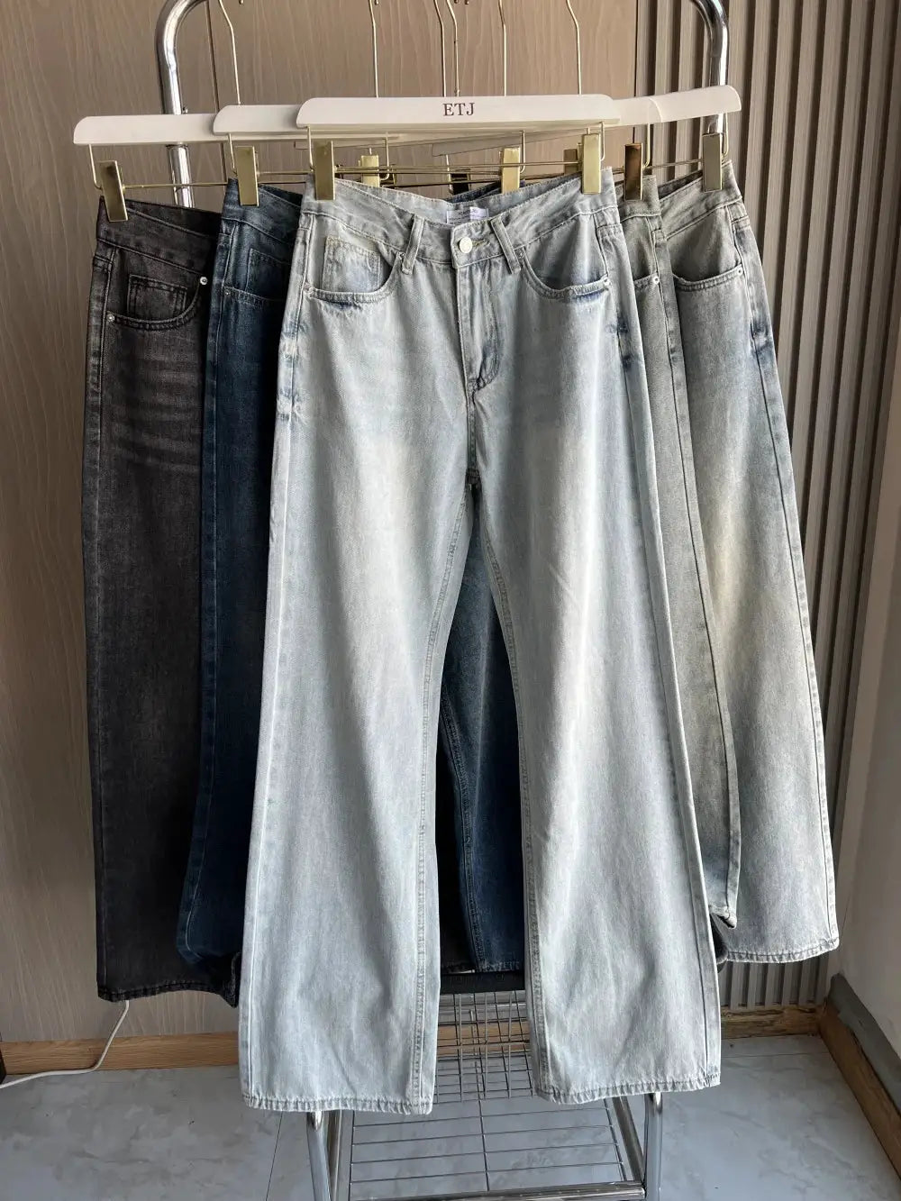Z1975 Straight Leg Jeans For Women Y2K Classic Wash 2025 ETJ