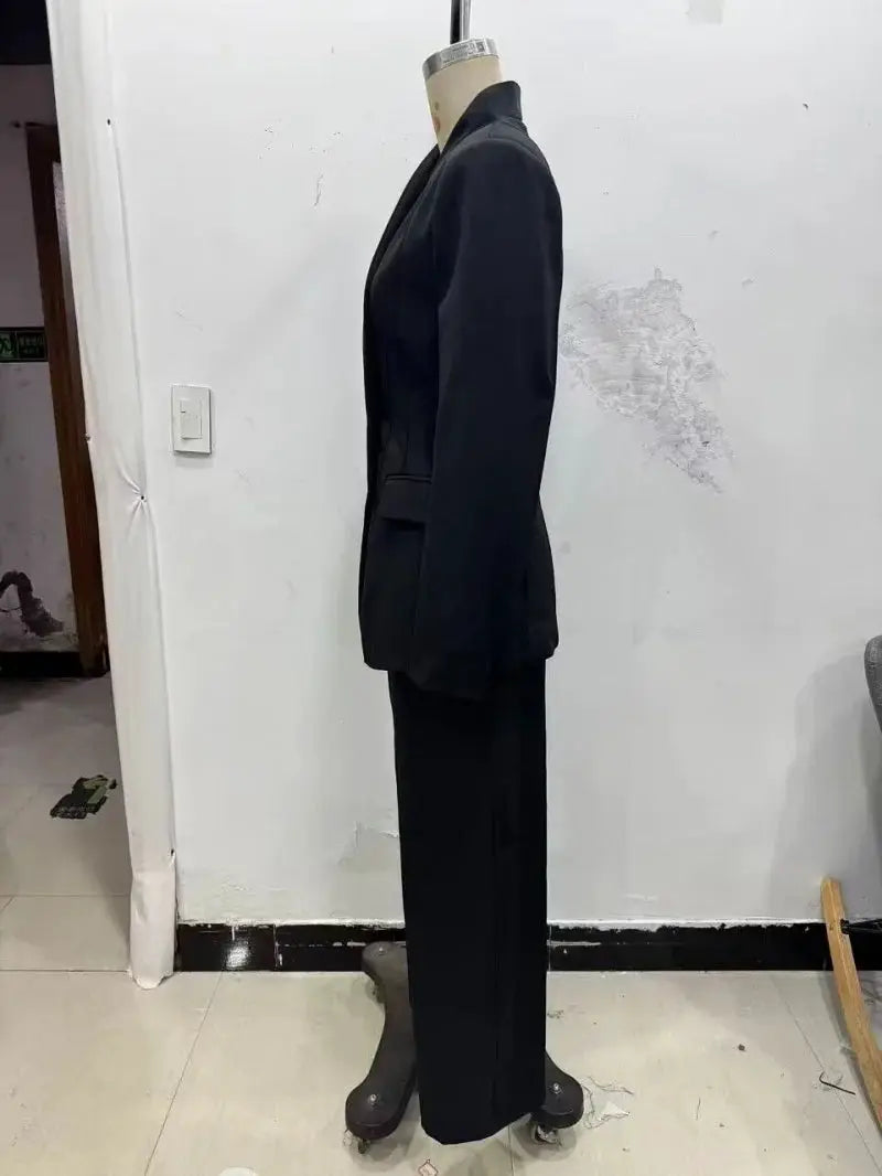 ETJ 2025 women's black slim-fit suit jacket with high collar and matching trousers