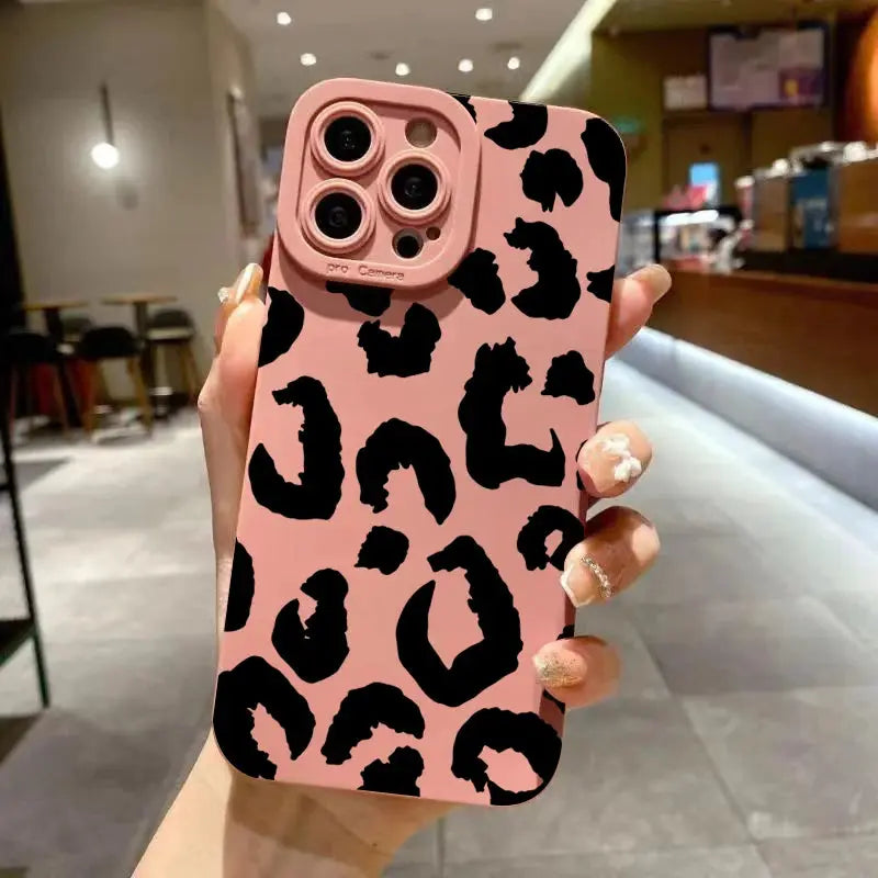Leopard Design Phone Case for iPhone 7 Through 17 Series With Full Camera Protection and TPU Build
