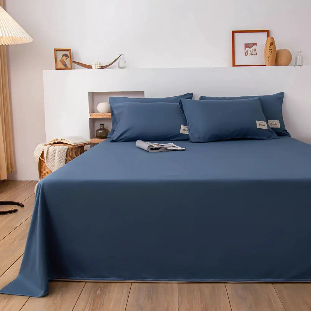 Bed flat sheet Simples Market blue solid color for double bed with 3 matching pillowcases.
