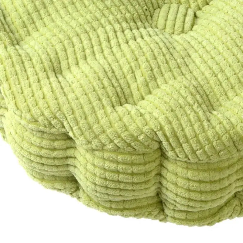 Tufted seat cushion 50x50 cm lime green plush chair pad with ribbed tufted fabric for home, office or patio chairs.