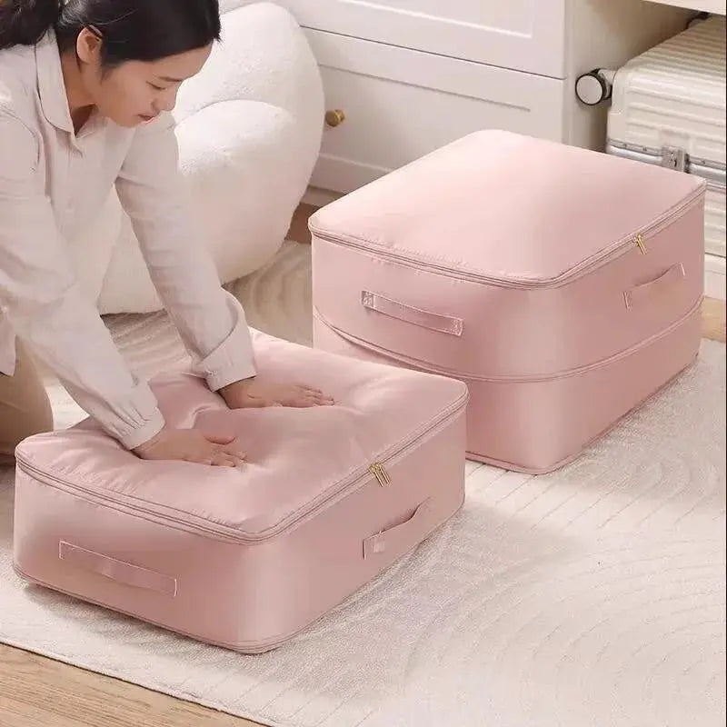 EverPack Heavy Duty Self Compressing Storage Bag Portable Organizer For Clothes Blankets And Quilts Closet Organization