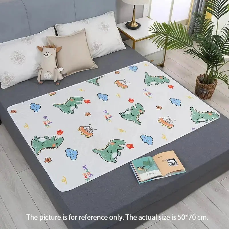 Homefish Washable Mattress Urine Mat Baby Toddlers Cartoon Bed Protector Diaper Bedding Urine Pads
