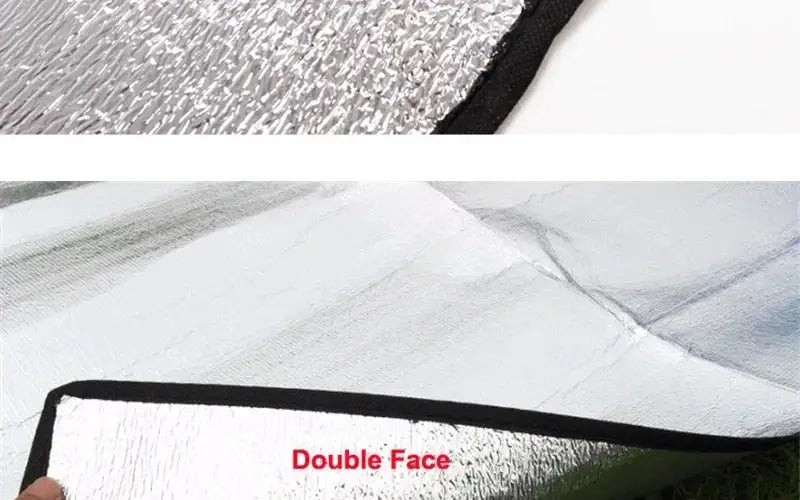 Camping mat with silver aluminum foil insulation and double-face reflective surface by Simples Market.